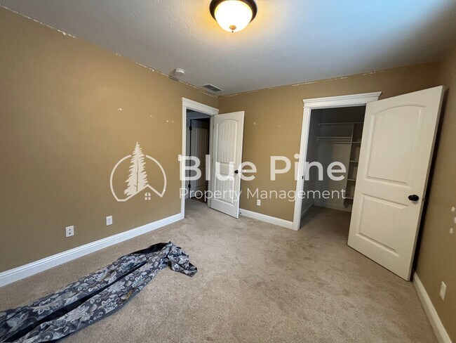 Building Photo - 6020 Bryson Ln