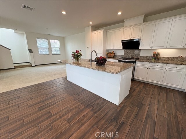 Building Photo - 21038 Cornerstone Dr