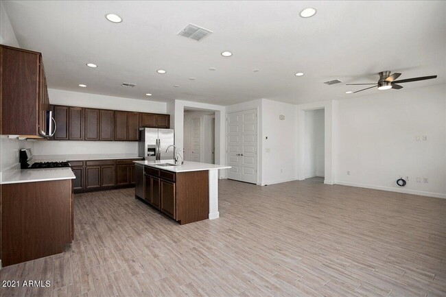 Building Photo - 24973 N 172nd Dr