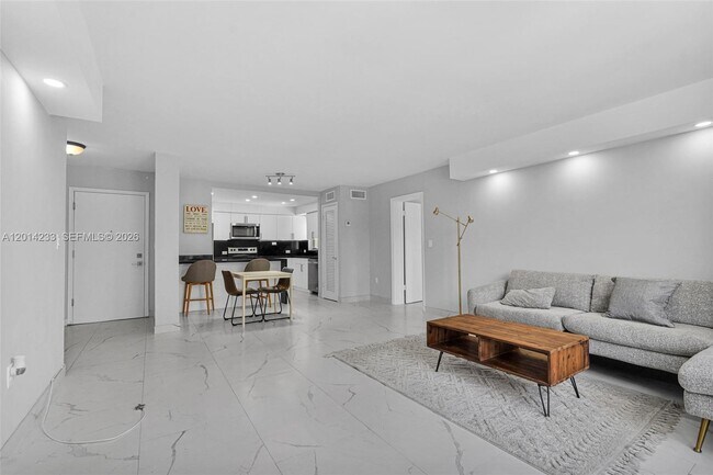 Building Photo - 1075 93rd St