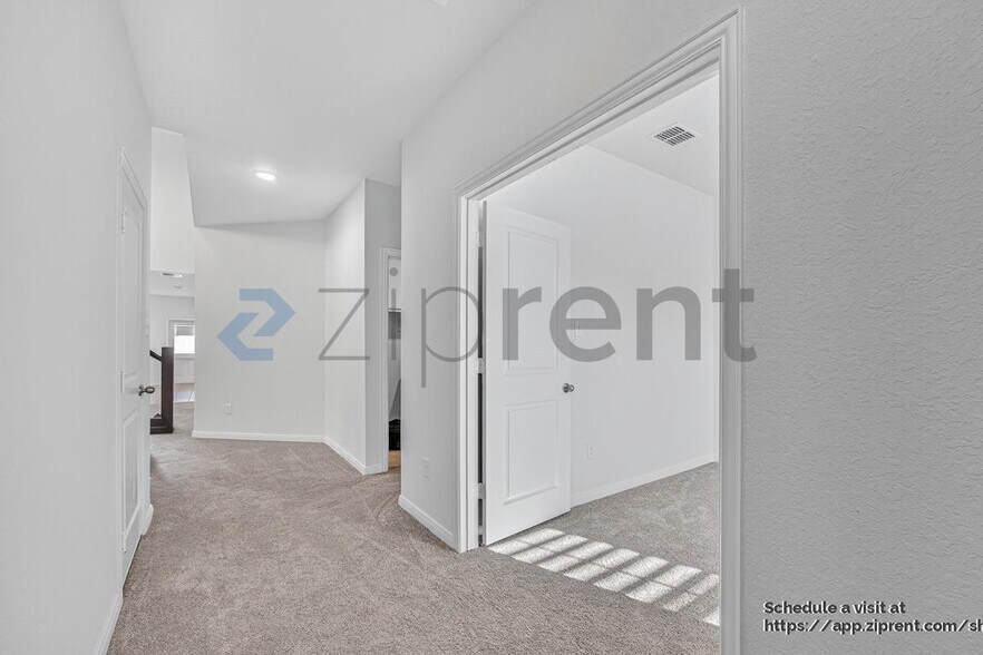 Building Photo - 8303 Kettles Rdg