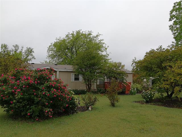 Building Photo - 512 Deer Run