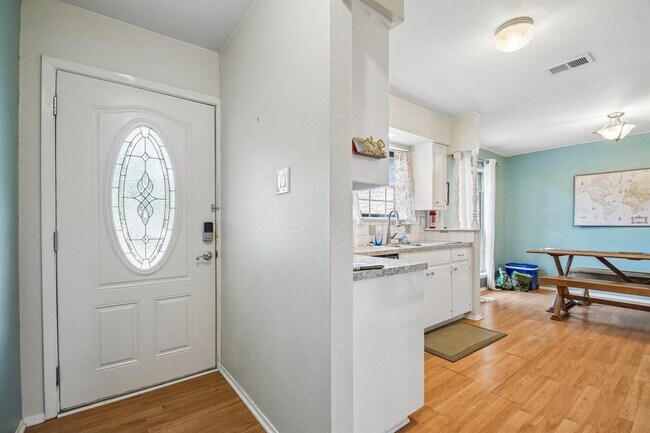 Building Photo - 5409 Hunters Glen