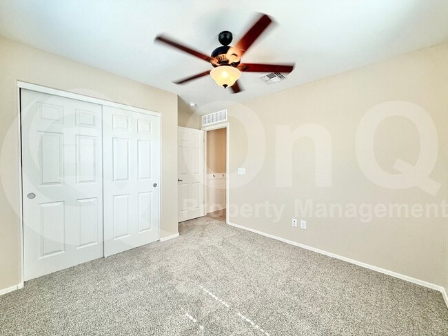 Building Photo - 1147 S Sawyer