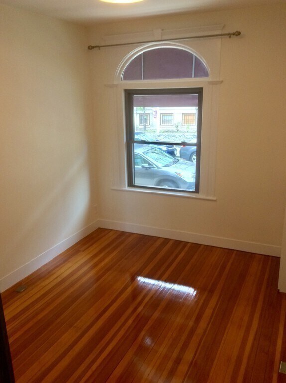 Building Photo - 44 Orkney Rd