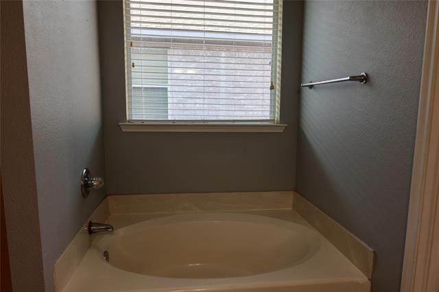 Building Photo - 6436 Waterhill Ln