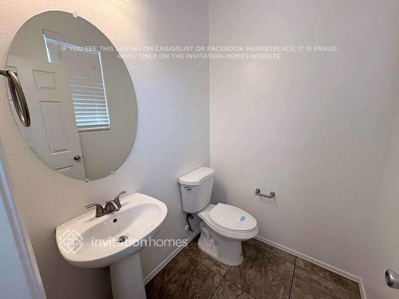 Building Photo - 545 N Ranger Trail