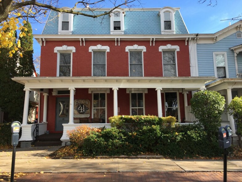 1st Floor 3 Bedroom at 41 Main Street - 41 Main St