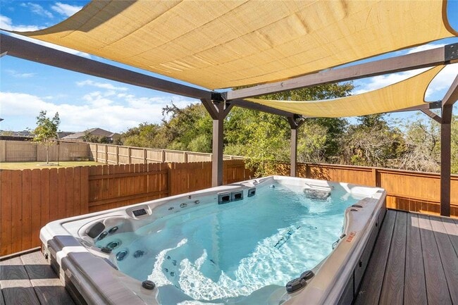 Building Photo - 116 Charles Zanco Dr