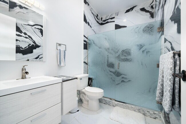 Building Photo - 74775 Del Coronado Dr