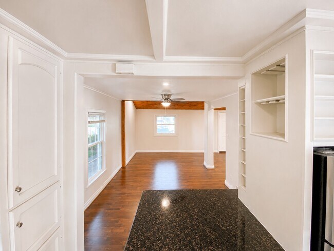 Building Photo - 4388 Harvest Ln