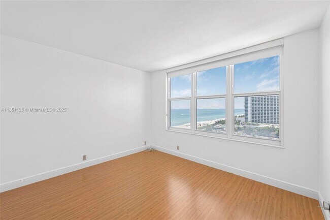 Building Photo - 4747 Collins Ave