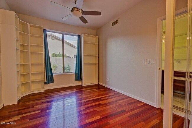 Building Photo - COMING SOON!! 5 bed 3 bath, 3000 + SFT with pool in Carino Estates, Chandler