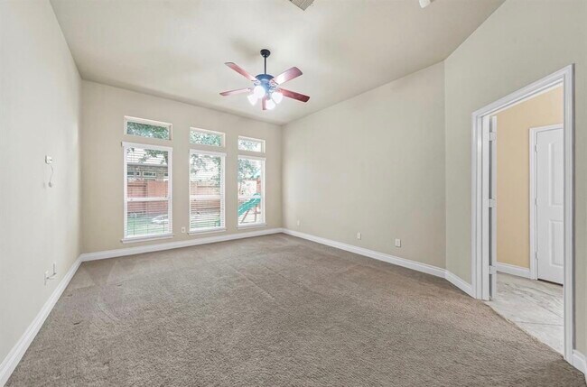 Building Photo - 17503 Woodfalls Ln