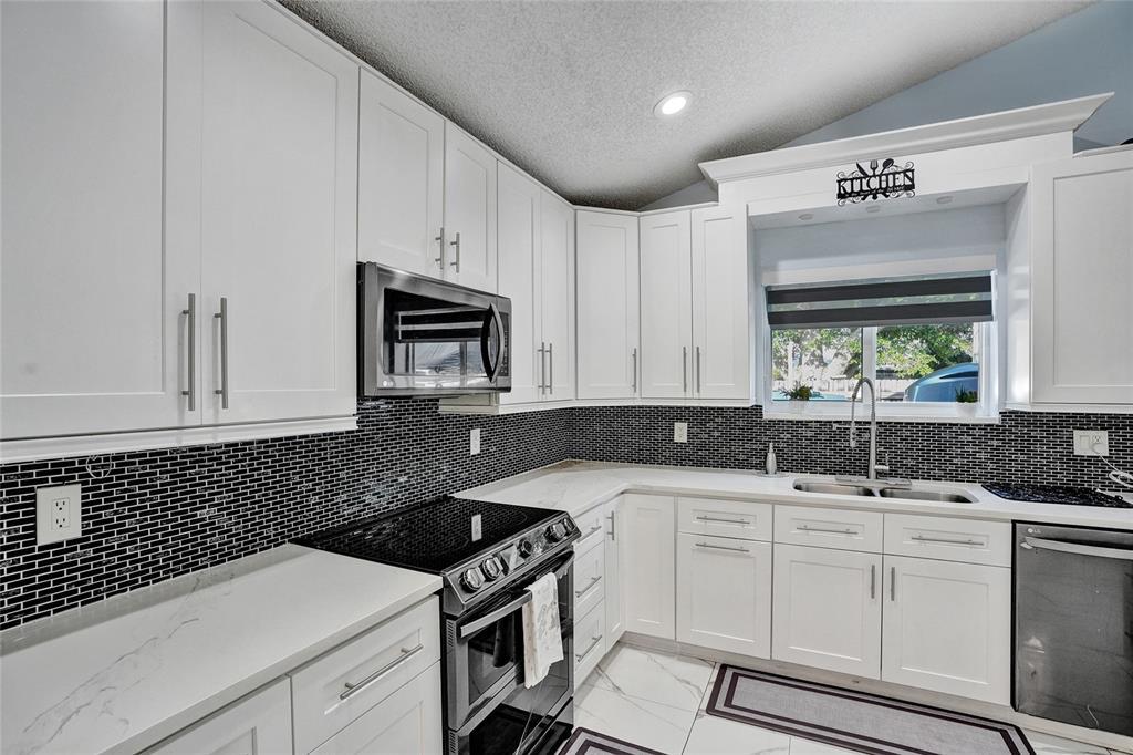 Building Photo - 8200 NW 52nd Ct