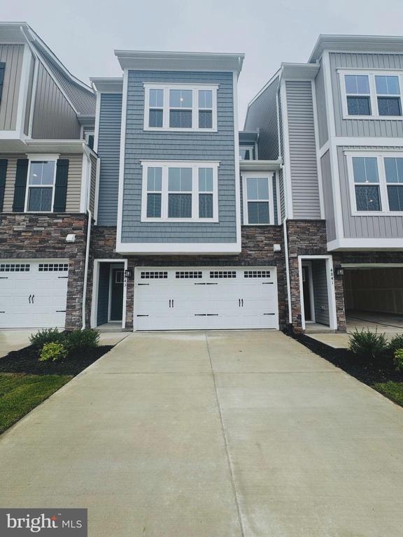 Building Photo - 4843 Berryfield Ln