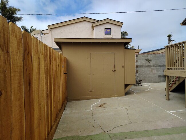 Building Photo - 1217 Lowell St
