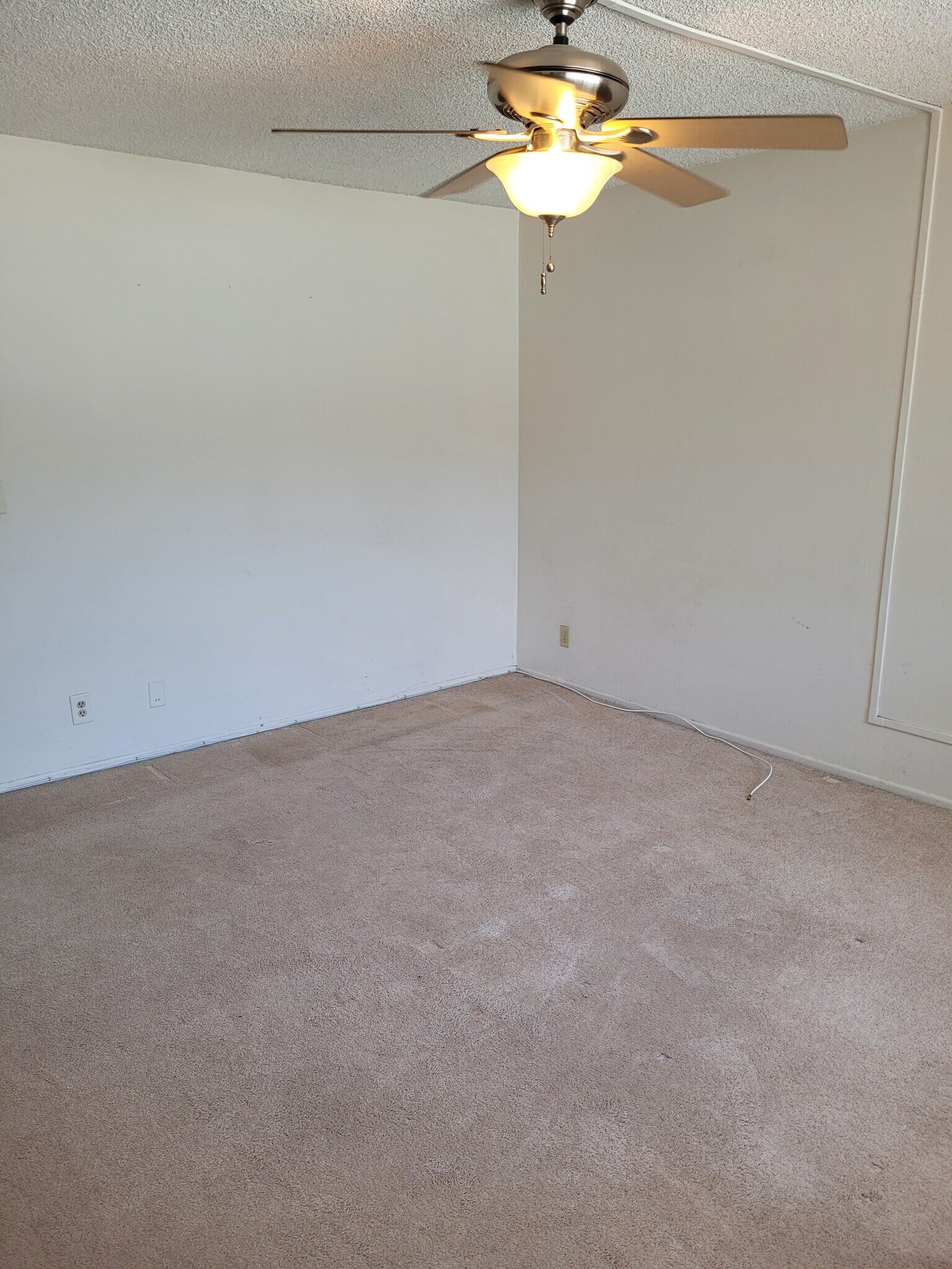Building Photo - 3637 Glendon Ave