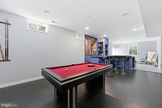 Building Photo - 1 Rivers Edge Terrace