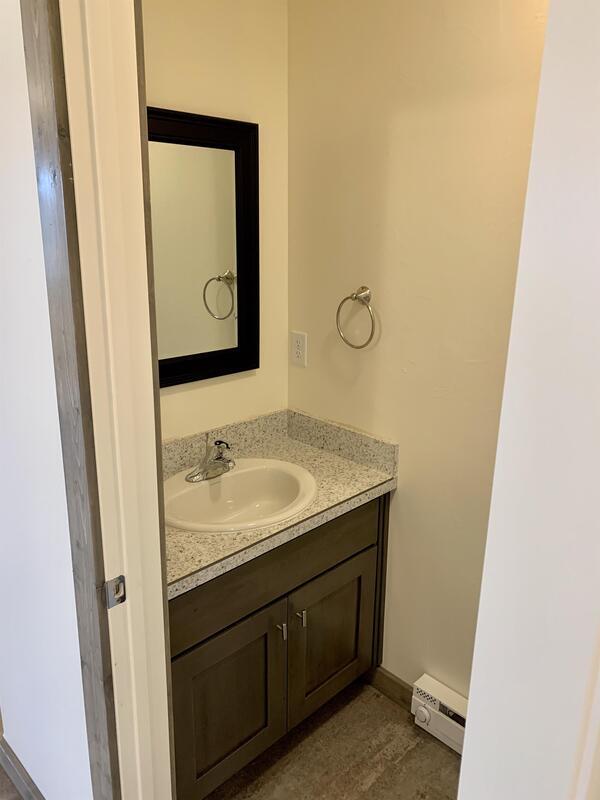 Building Photo - 841 Gibbon St