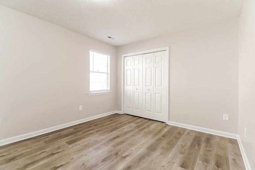 Building Photo - 735 Beaver Run Trce