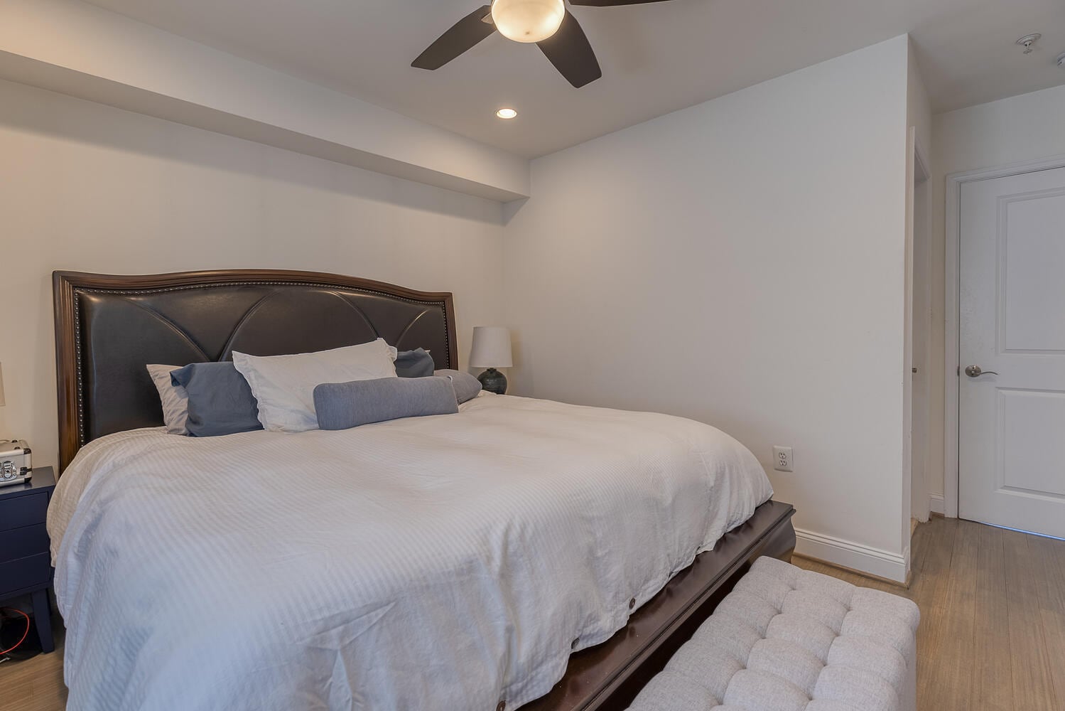 Building Photo - 2713 Ontario Rd NW