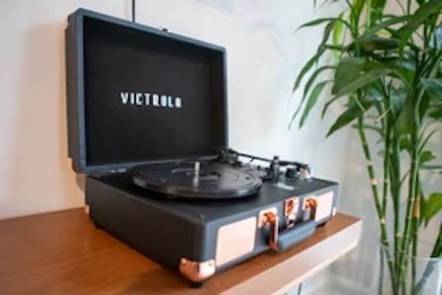 Building Photo - 125 E Sunrise Ln