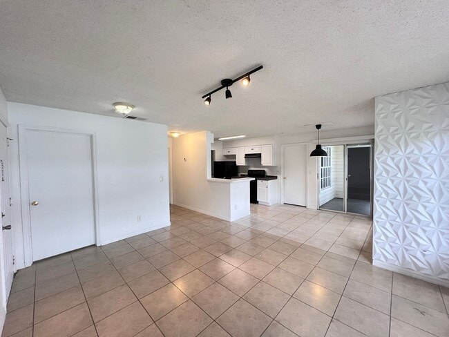 Building Photo - Great Apartment for rent!