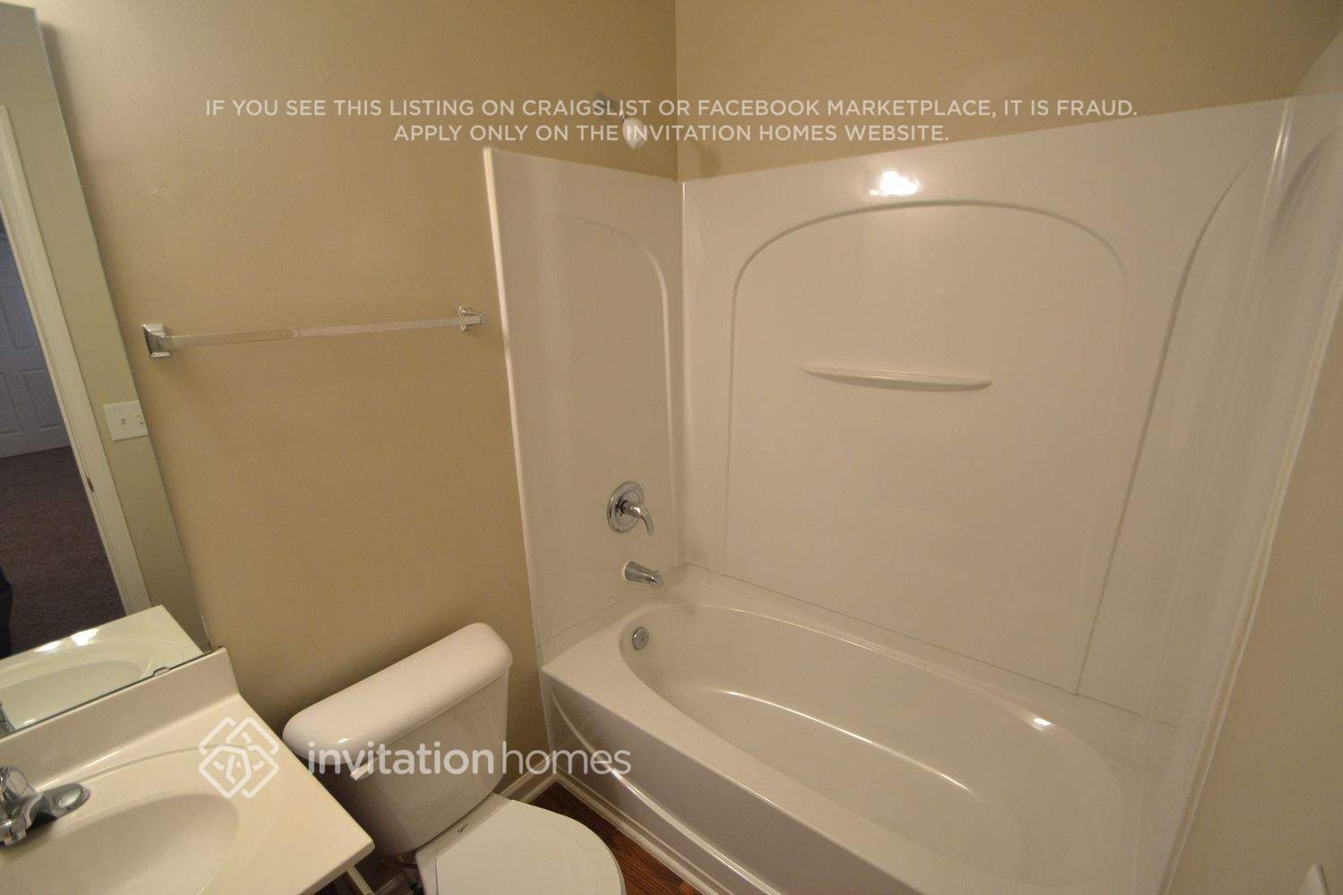 Building Photo - 8728 Hazelcroft Ln