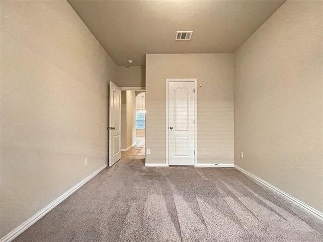 Building Photo - 2468 Millbrook Loop