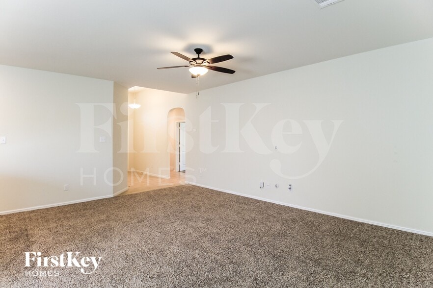 Building Photo - 721 Watson Wy