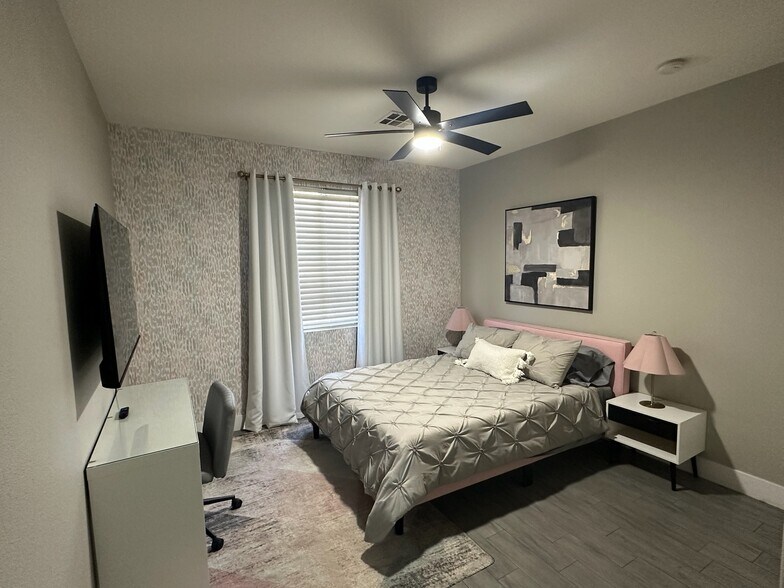 Building Photo - 2998 Clarity Ct