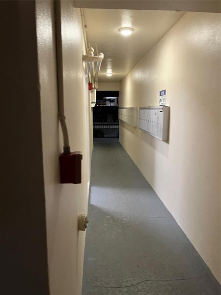 Building Photo - 44 SE 14th St