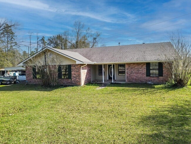 Primary Photo - 497 High Hope Rd