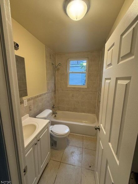 Building Photo - 151-151 Scheerer Ave