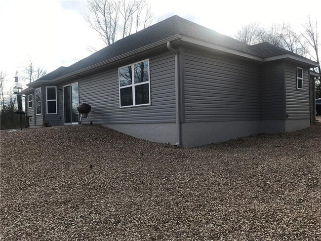 Building Photo - 93 Kinloch Dr