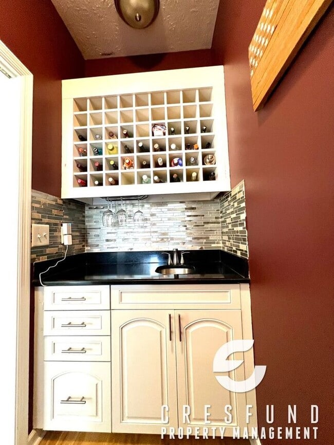 Building Photo - 4BR AVAILABLE NOW! Rent JUST Reduced - Wil...