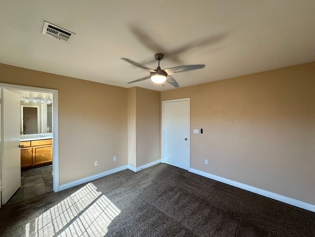 Building Photo - Canyon Trail at Rhodes Ranch