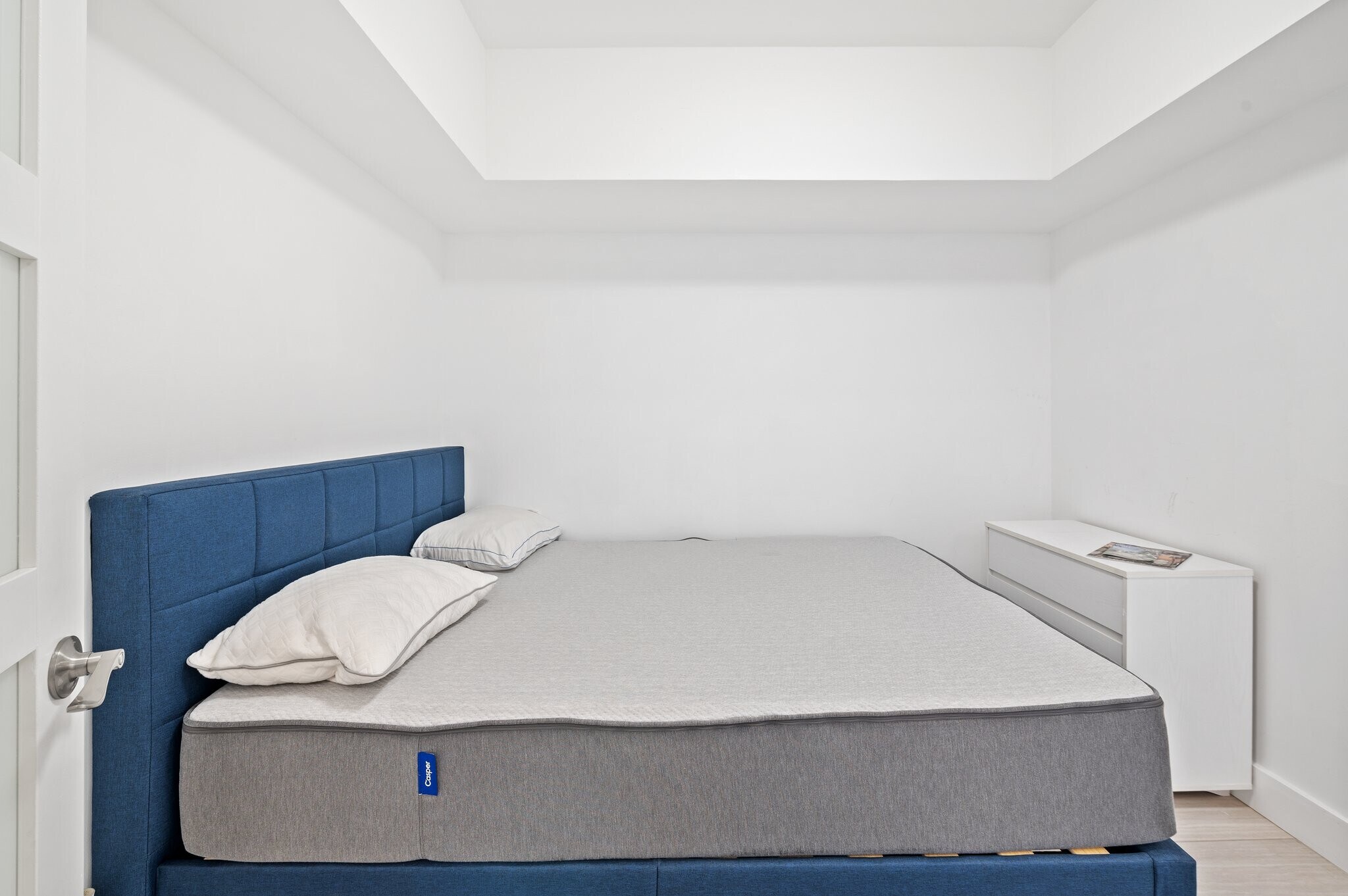 Building Photo - 16485 Collins Ave