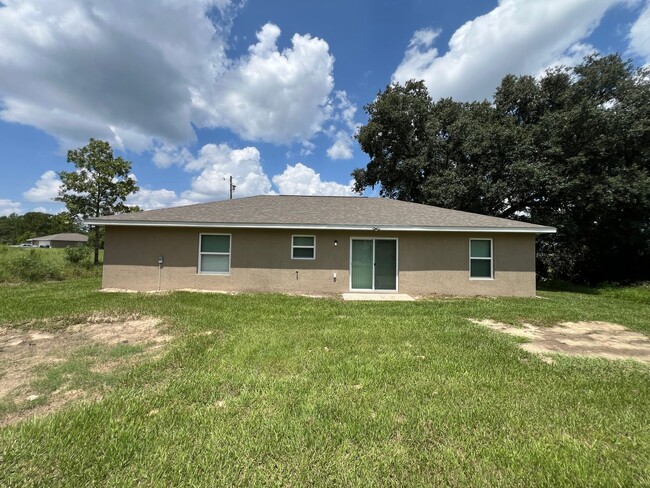 Building Photo - Beautiful 3 BD/2BA Home in Ocala!