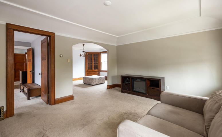 Building Photo - 2664 N 61st St