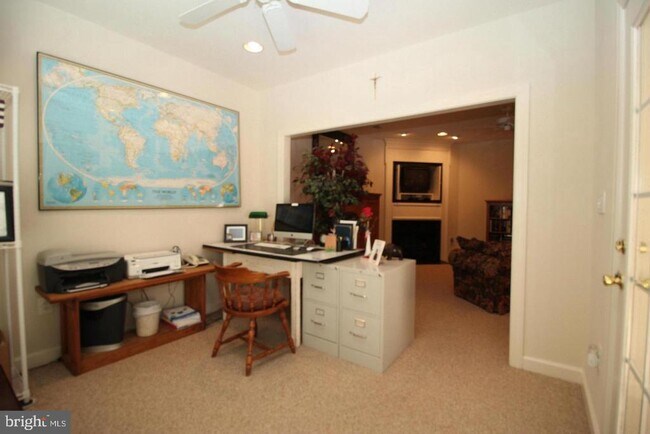 Building Photo - 4553 Fair Valley Dr