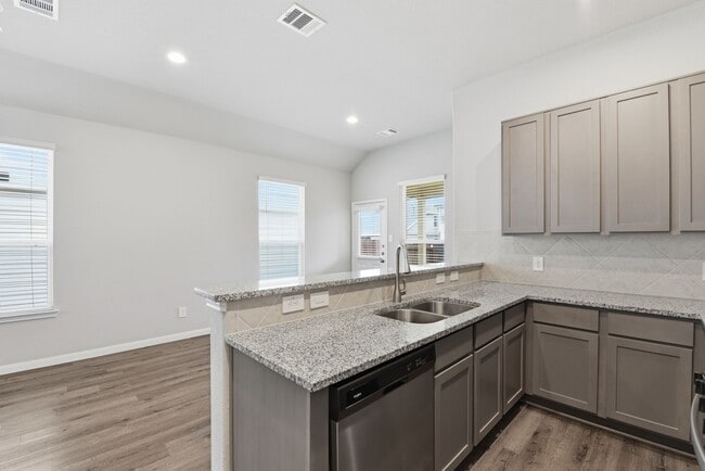 Building Photo - 2914 Lawrence Pk Ct