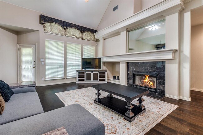 Building Photo - 8412 Greystone Ct