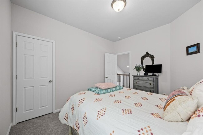 Building Photo - 9616 Dawn Pearl Dr