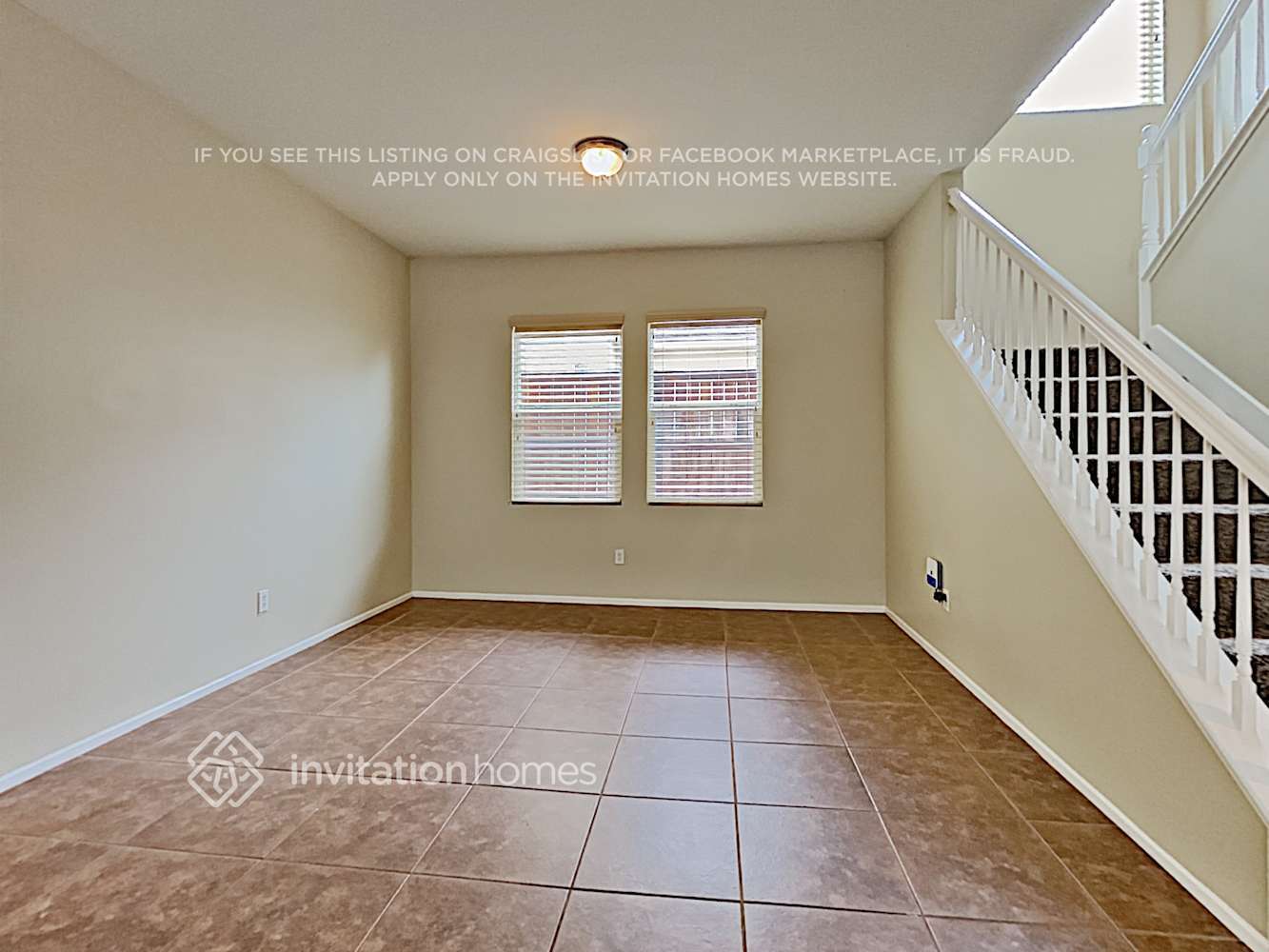 Building Photo - 25134 Birchtree Ct