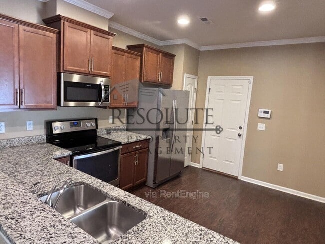 Building Photo - 240 Lynchwick Ln