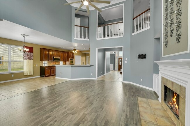 Building Photo - 7619 Limber Bough Dr