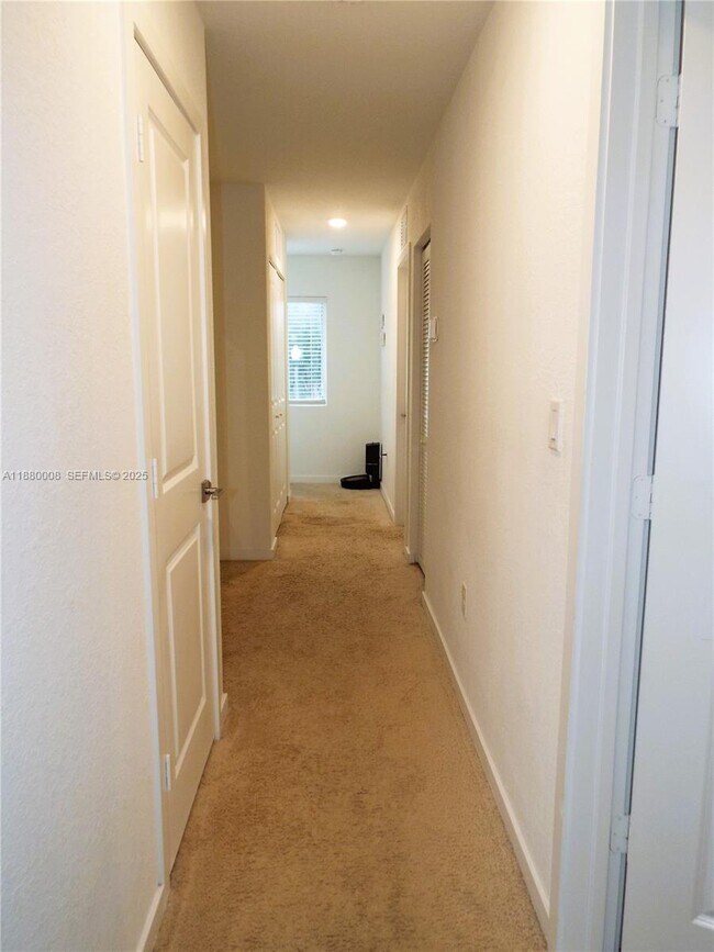 Building Photo - 2363 SE 11th St