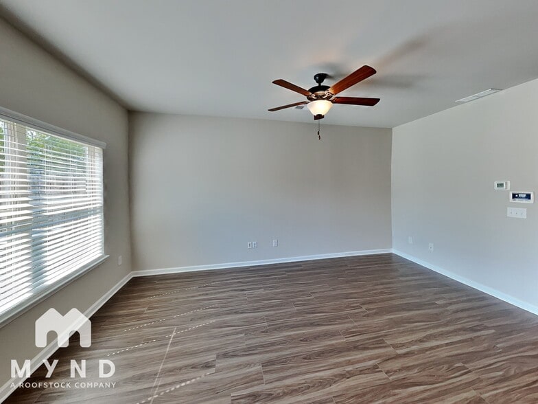 Building Photo - 120 Skipjack Ct